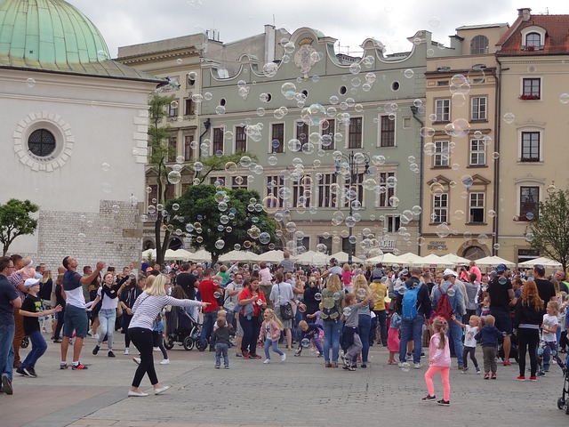Czy rynek w Krakowie jest największy w Europie? Czy rynek w Krakowie jest największy w Europie?