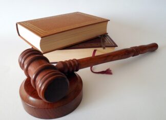 Czy w artykule muszą być akapity?